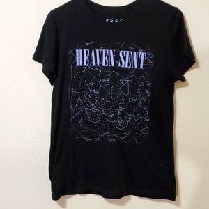 Graphic tee